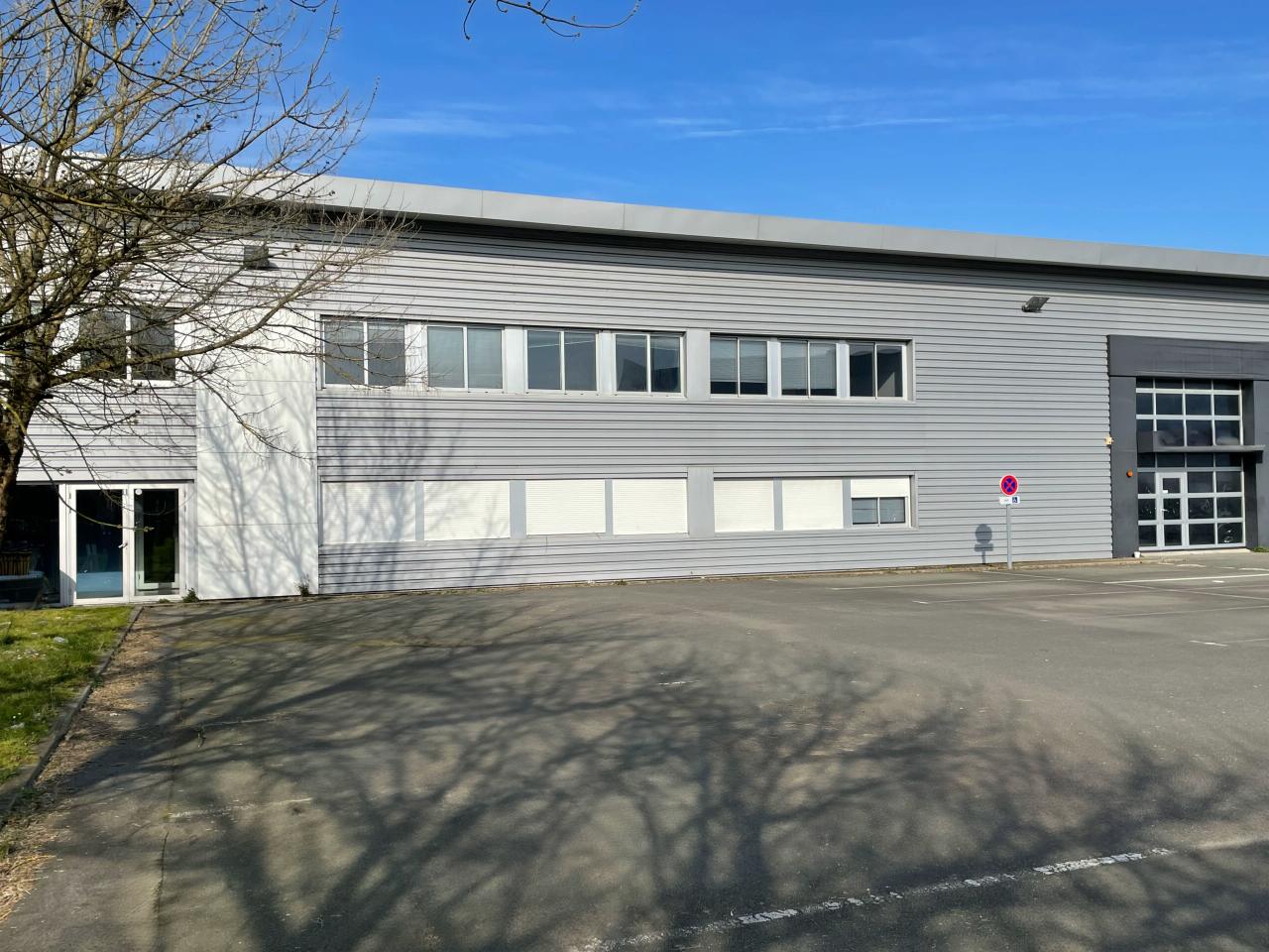 Local d'activité Bouguenais 959m² Location local d'activité Bouguenais Loire-Atlantique OLACT2530425 0